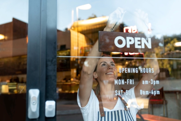 retail store cleaning services